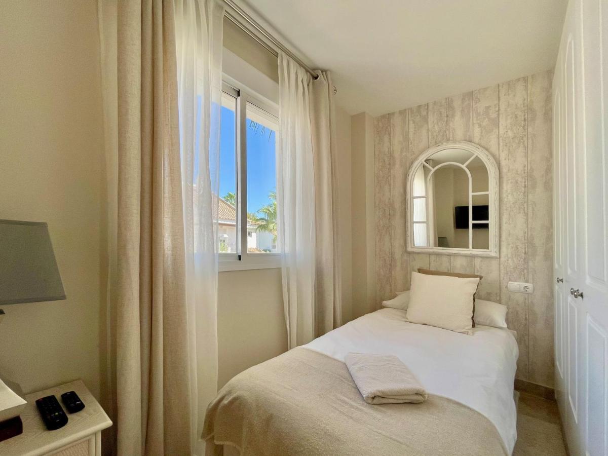 Unique Townhouse In Front Of Puerto Banus Apartment Marbella Luaran gambar